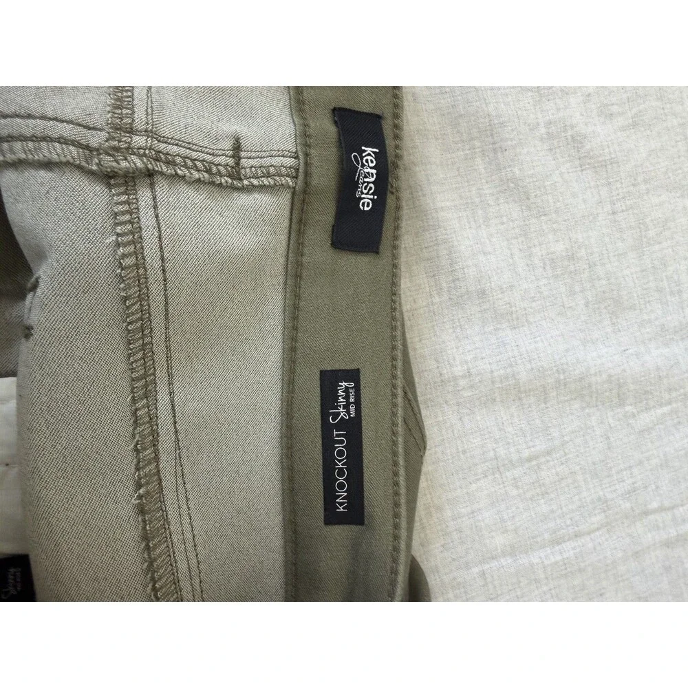 Kensie Jeans Women Size 12/31 Knockout Skinny Mid Rise Olive Green